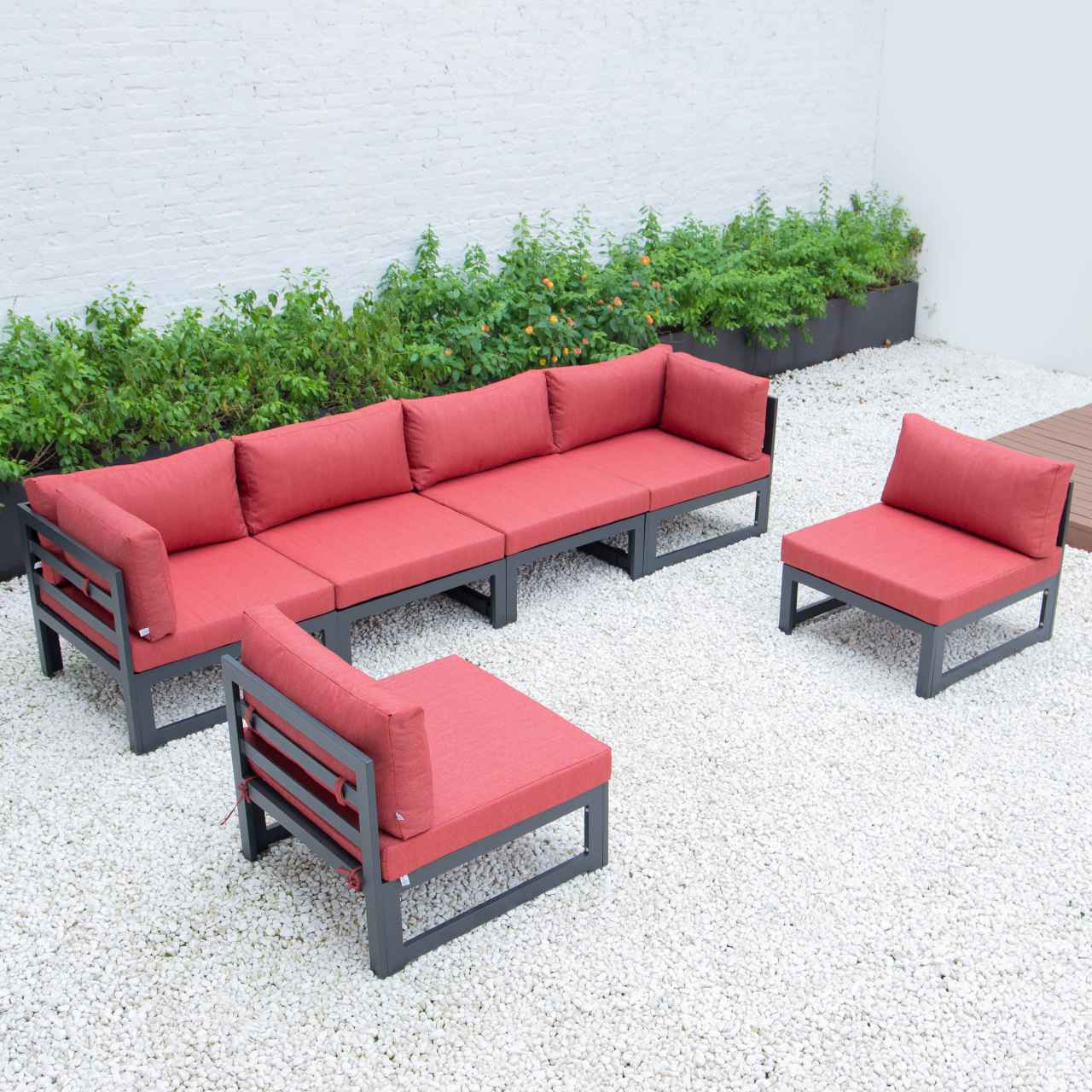 LeisureMod Chelsea 6-Piece Patio Sectional Black Aluminum With Cushions | Outdoor Sofas, Loveseats & Sectionals | Modishstore - 31