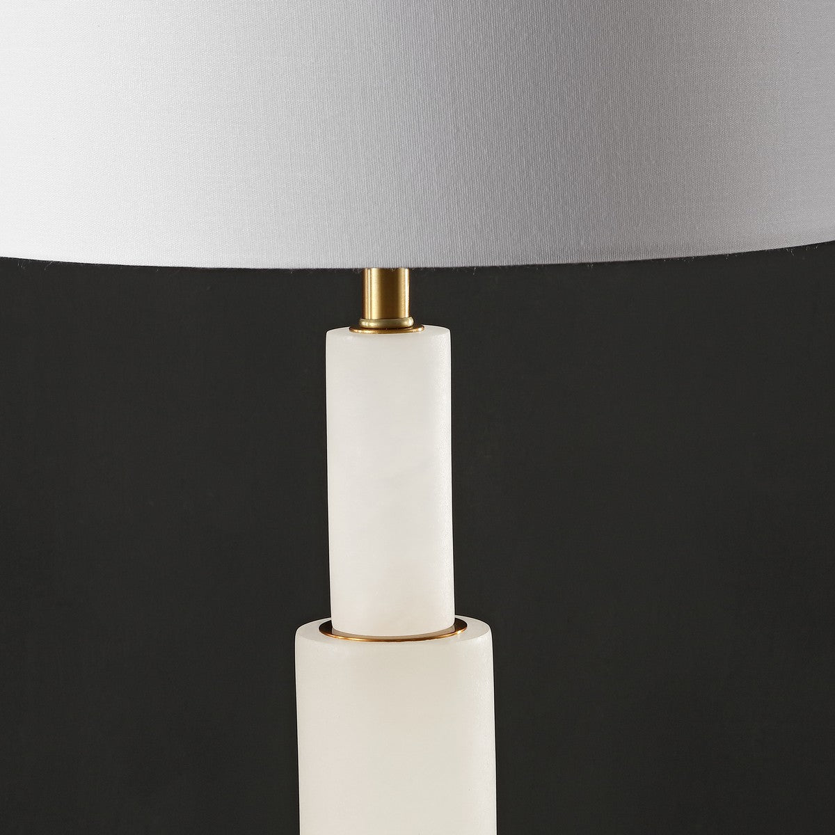 Safavieh Gardiner Alabaster Table Lamp | Table Lamps | Modishstore - 4