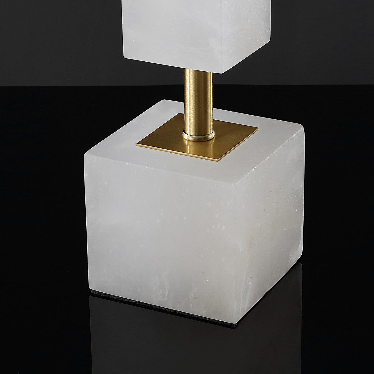 Safavieh Johnny Alabaster Table Lamp | Table Lamps | Modishstore - 3