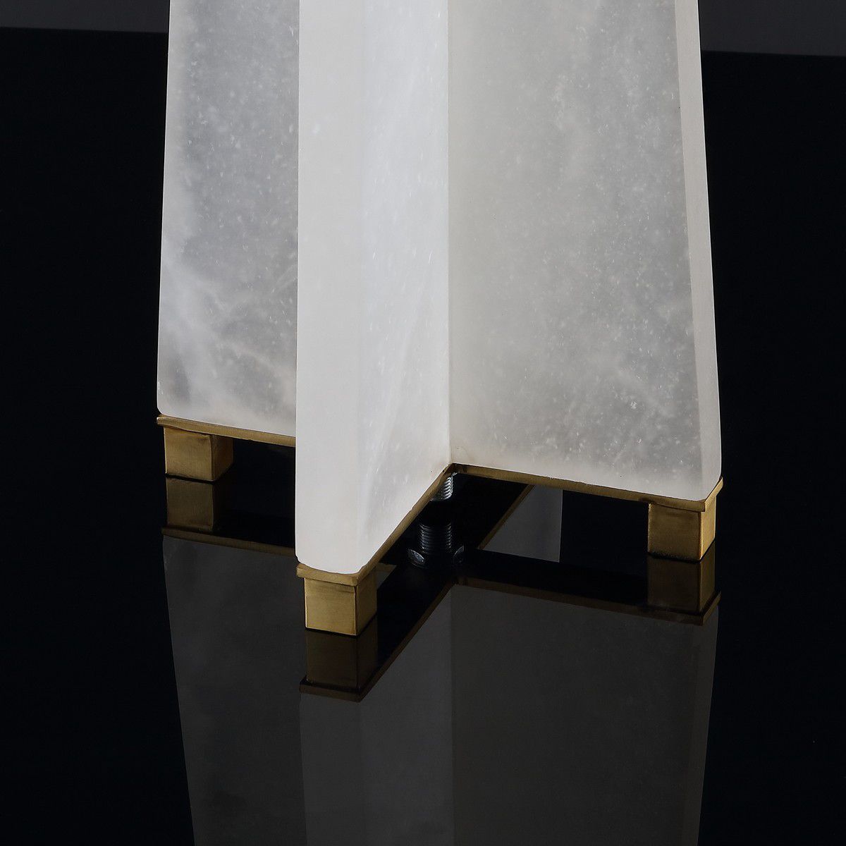 Safavieh Kraus Alabaster Table Lamp - White | Table Lamps | Modishstore - 5