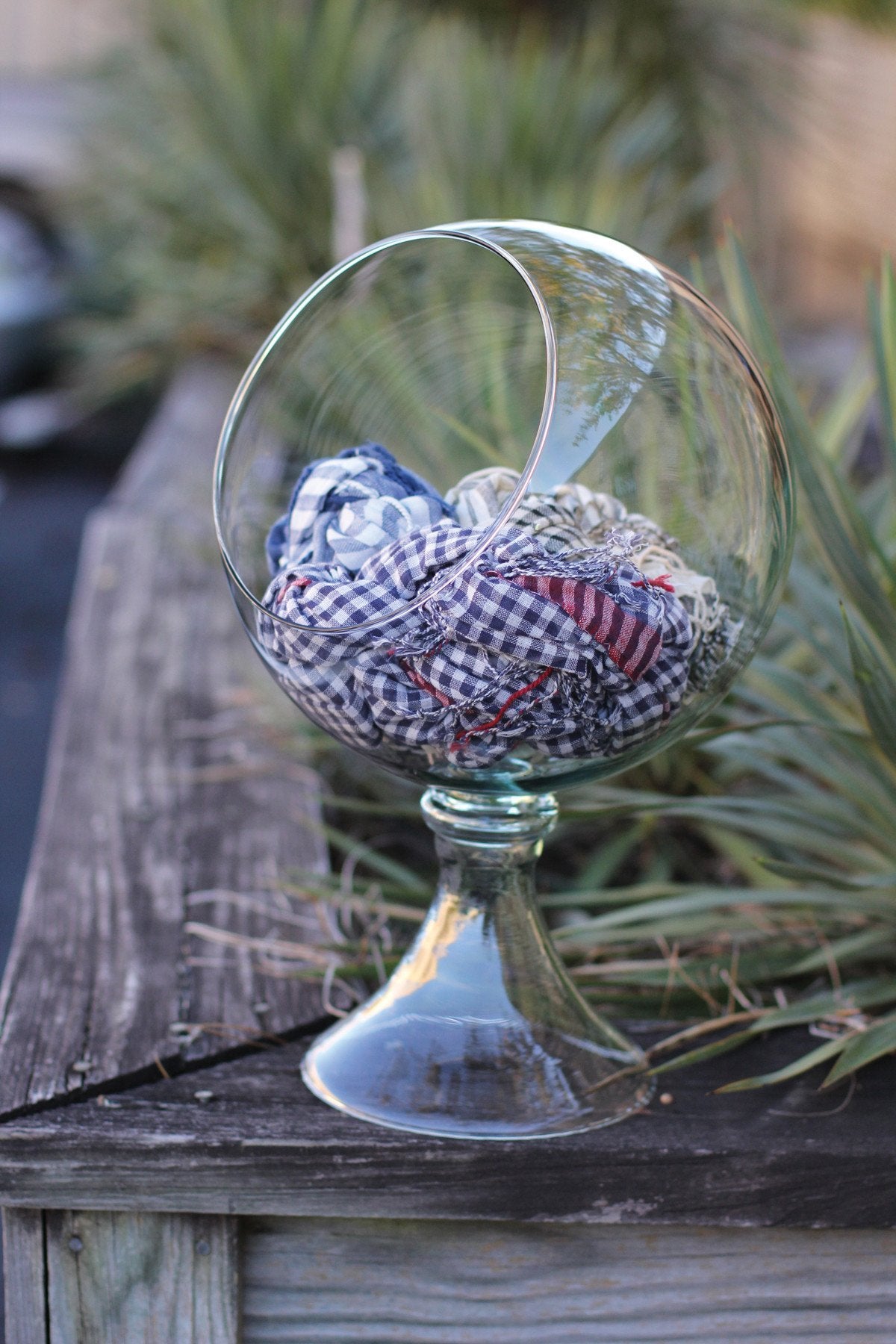 Kalalou Round Glass Store Display | Modishstore | Display Cases