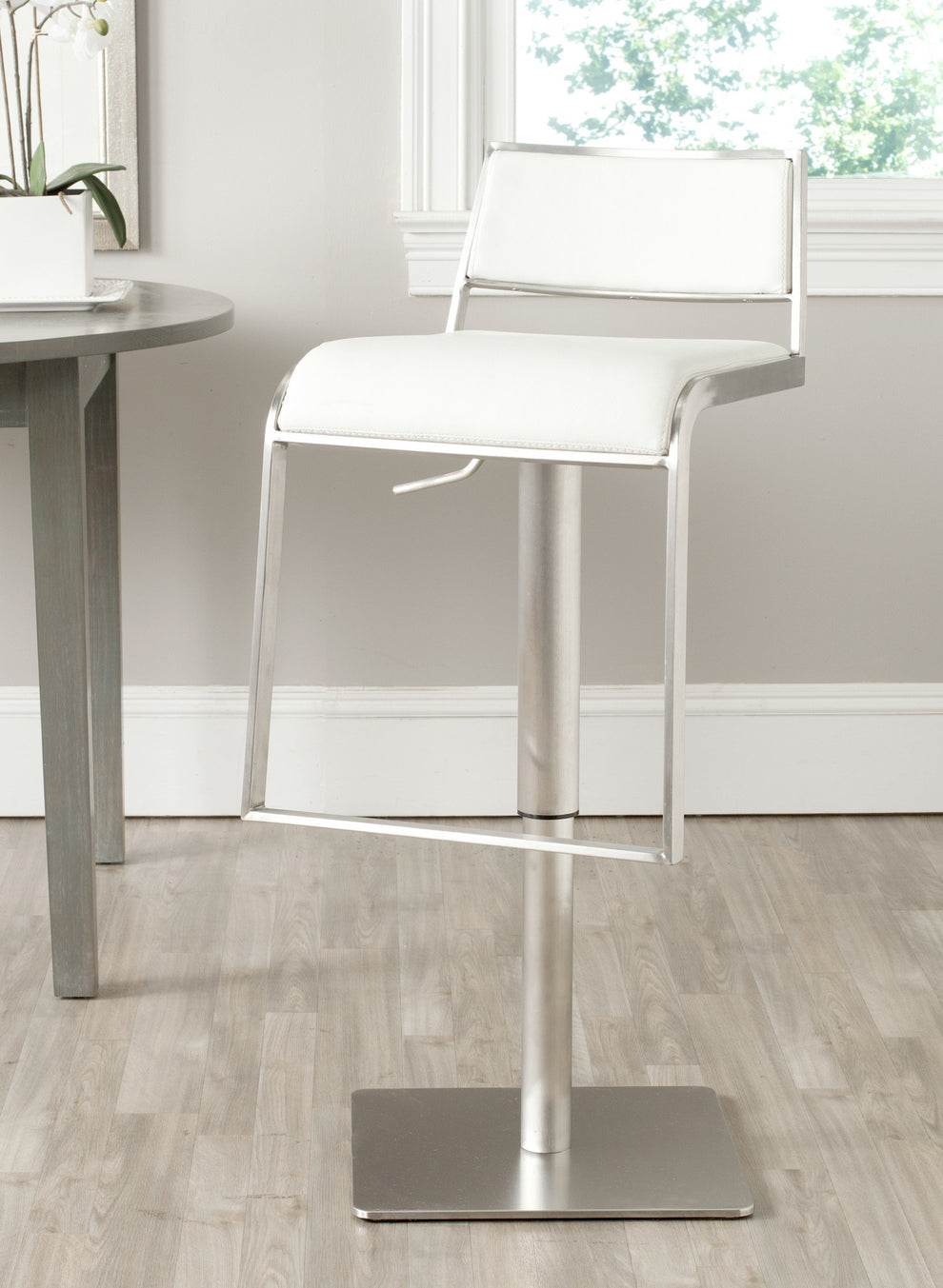 Safavieh Natania Swivel Barstool | Bar Stools | Modishstore - 4