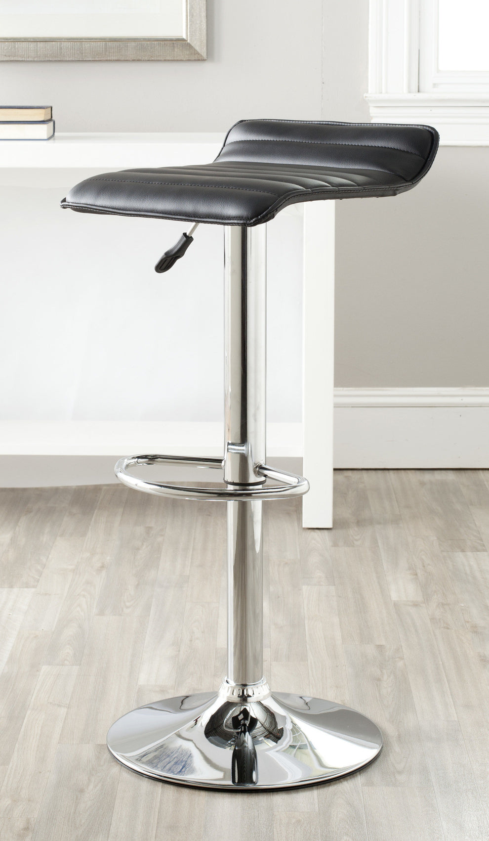 Safavieh Kemonti Swivel Barstool | Bar Stools | Modishstore - 1