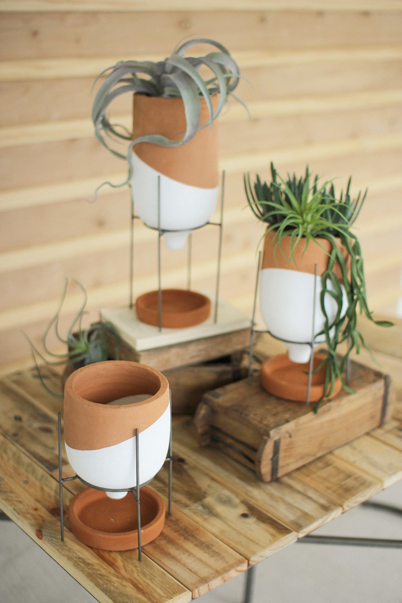 Natural And White Clay Pots On Wire Stands by Kalalou | Modishstore | Planters, Troughs & Cachepots