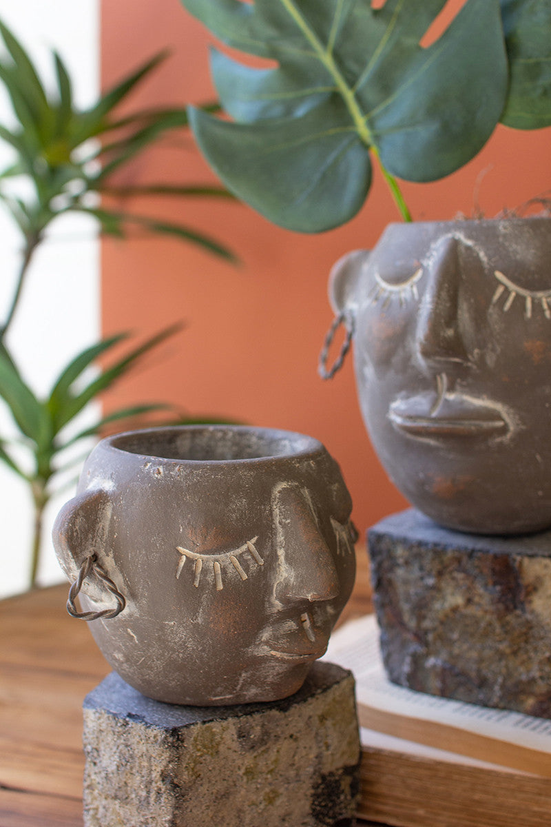 Clay Face Pots With Rock Base Set Of 2 By Kalalou | Planters, Troughs & Cachepots |  Modishstore  - 3