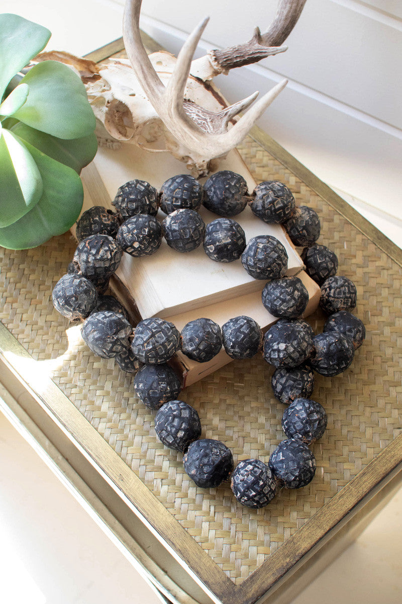 Black Clay Tabletop Beads By Kalalou | Garland & Wreath | Modishstore - 2