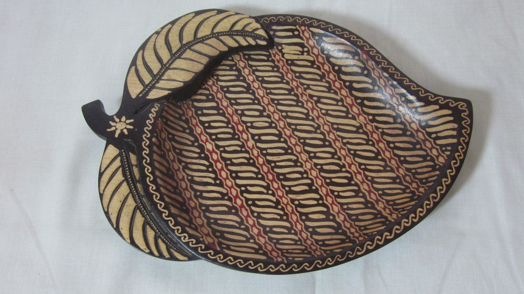 Mango & Two Leaves Patterned Tray/Dish -2 sizes | ModishStore | Decorative Trays & Dishes