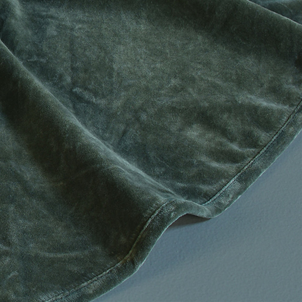 Homart Velvet Tree Skirt | Modishstore | Holiday-5