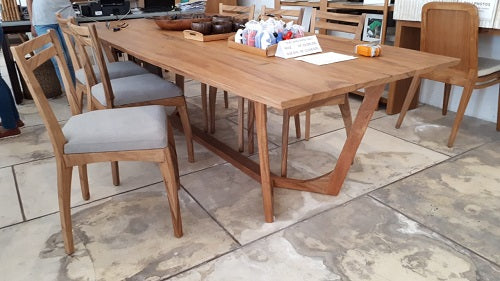 Handmade Live Edge Dining Table with 6 Dining And 2 Arm Chairs Made of Natural Teak | ModishStore | Dining Sets