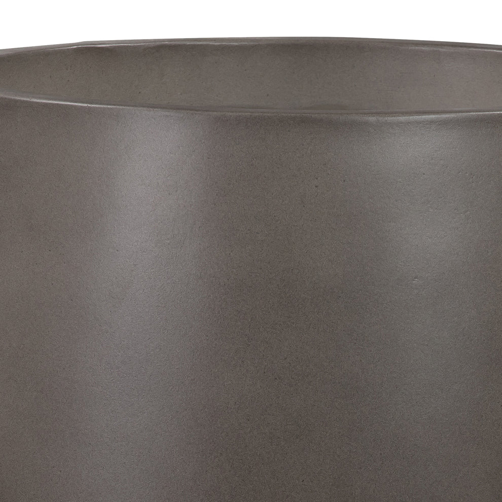 Amethyst Large Round Lightweight Concrete Indoor or Outdoor Planter in grey By Armen Living | Planters, Troughs & Cachepots | Modishstore - 4