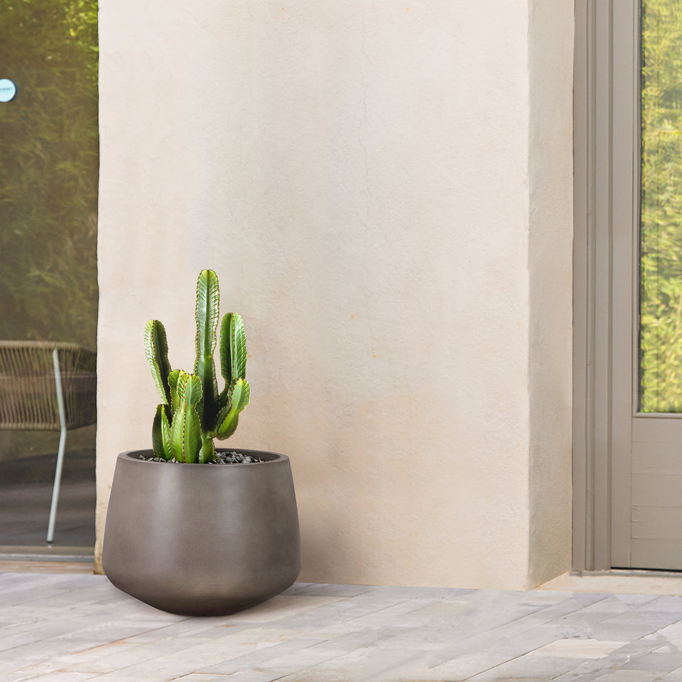 Amethyst Large Round Lightweight Concrete Indoor or Outdoor Planter in grey By Armen Living | Planters, Troughs & Cachepots | Modishstore - 3
