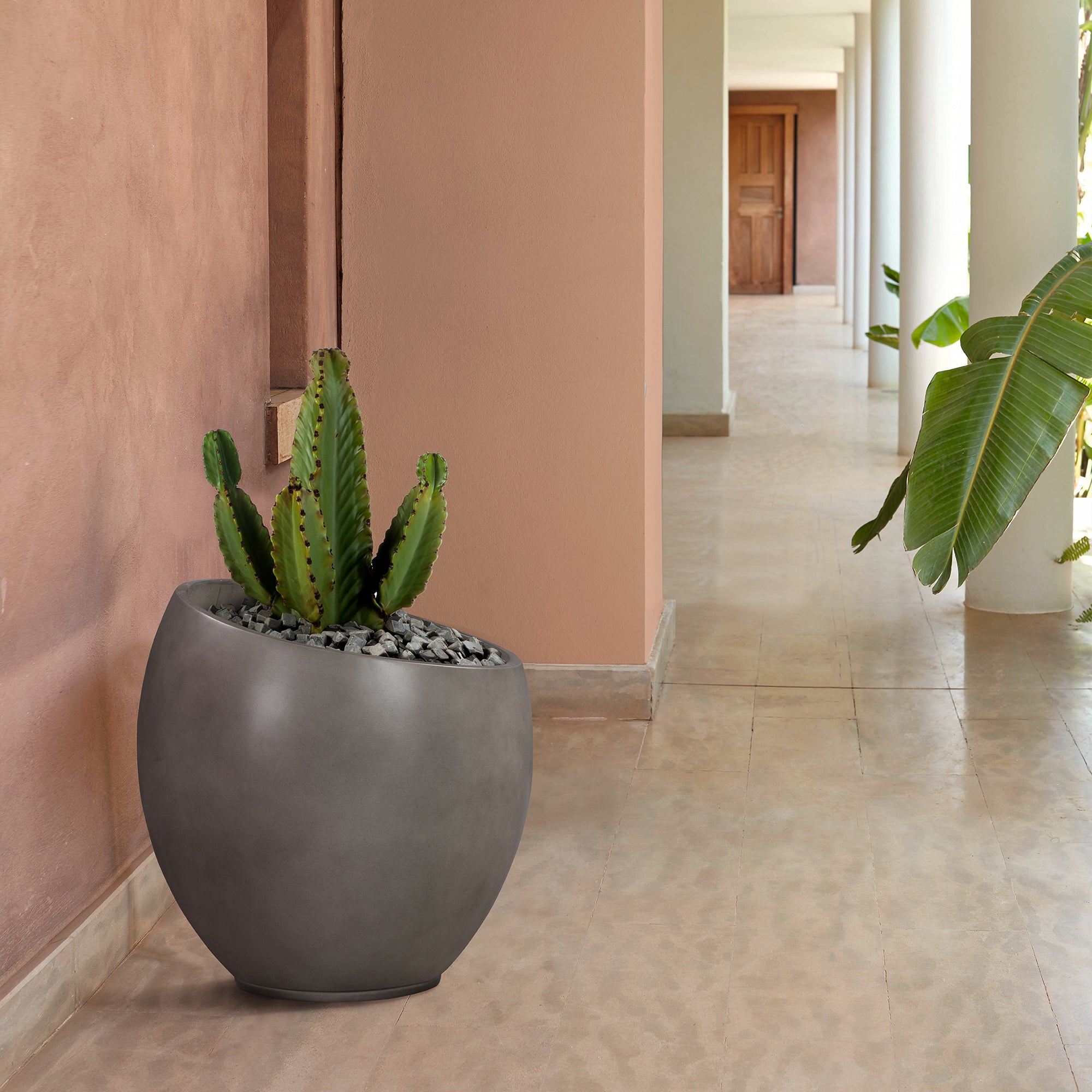 Armen Living Moonstone Planter - Thumbnail 5