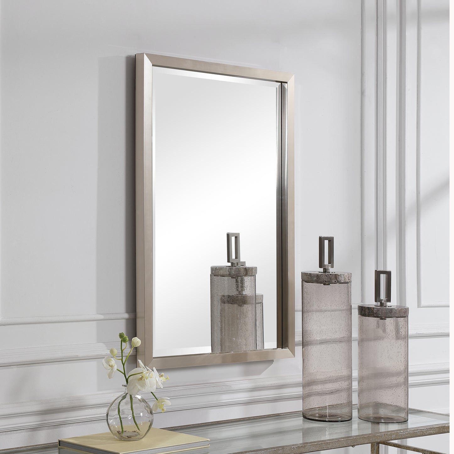 The clean lines and deep frame By Modish Store | Mirrors | Modishstore - 3