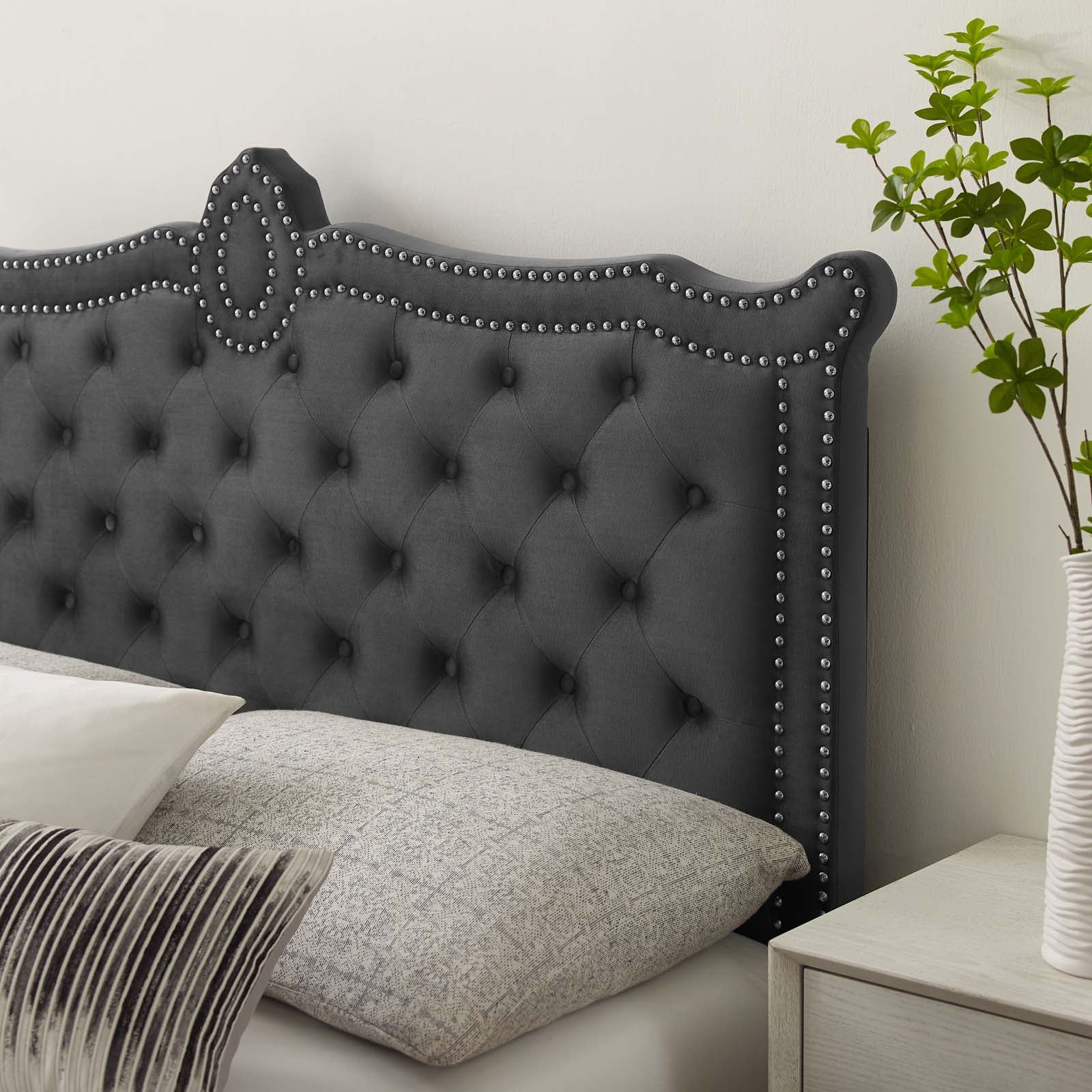 Clara Performance Velvet Queen Platform Bed By Modway - MOD-6594 | Beds | Modishstore - 9