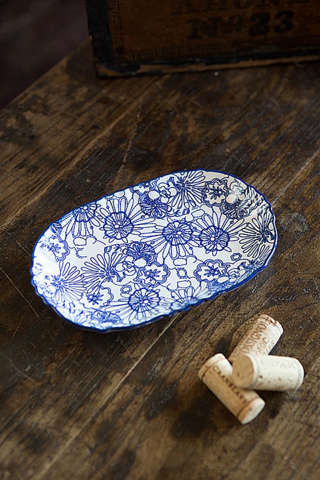 Blue and White Oval Plate Set of 4 By Vagabond Vintage | Modishstore | Trays-3