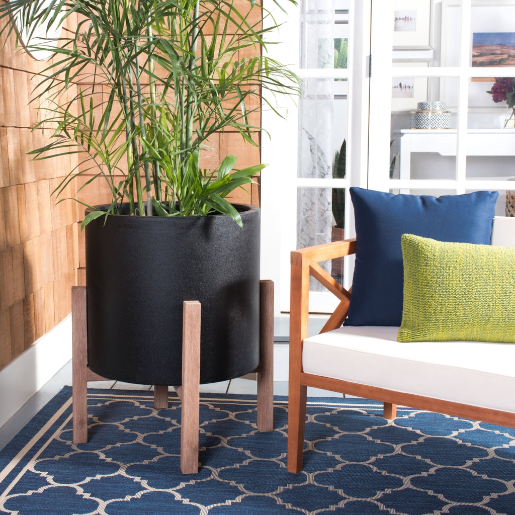 Safavieh Loflen Planter | Outdoor Planters, Troughs & Cachepots |  Modishstore 