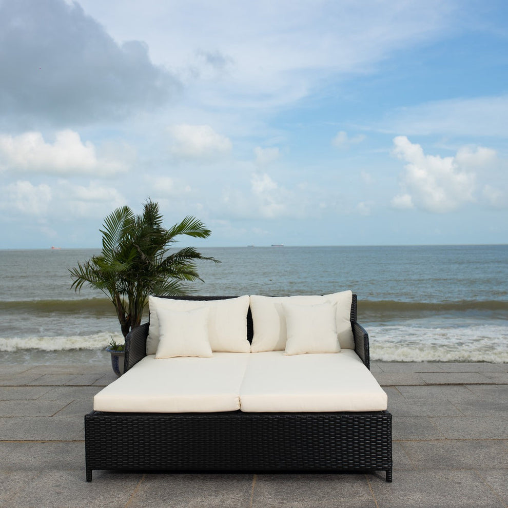 Safavieh Cadeo Daybed | Outdoor Patio Daybed |  Modishstore 