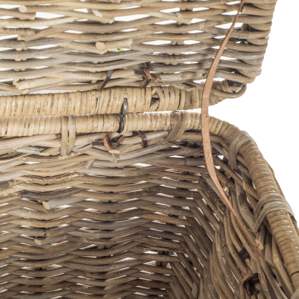 Safavieh Amancio Wicker Trunk | Cabinets | Modishstore - 4