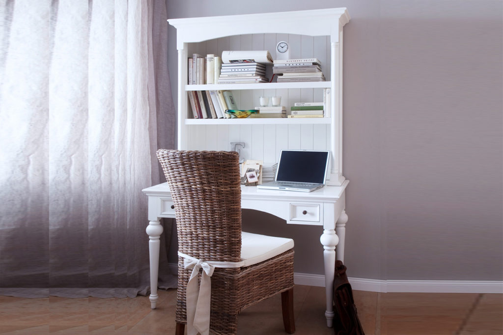 Secretary Desk with Hutch By Novasolo - T771 | Desks | Modishstore - 2