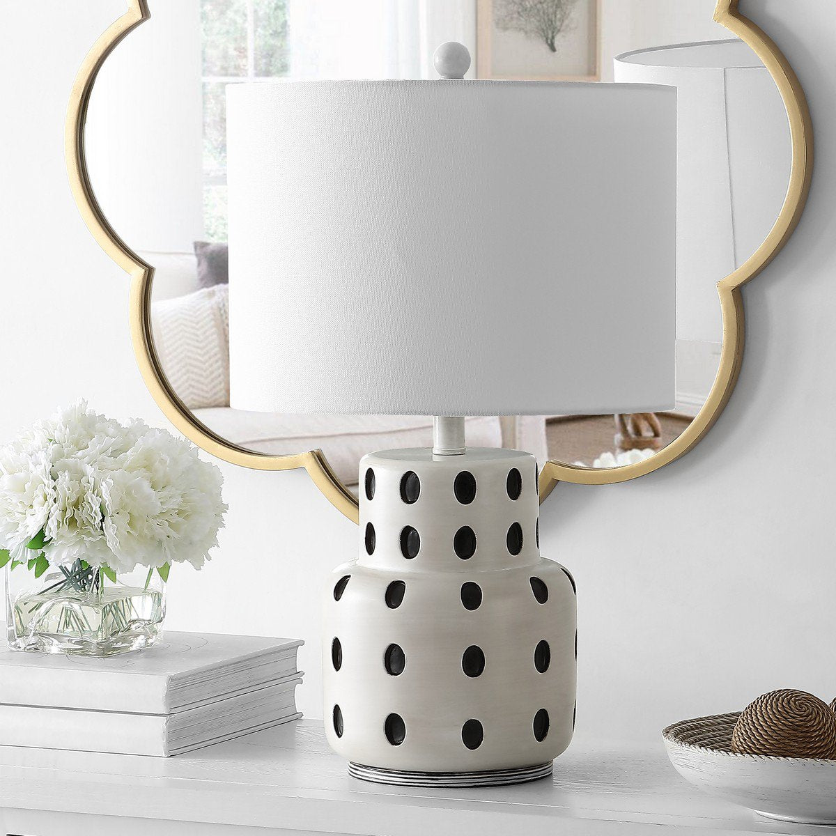 Safavieh Kencia Table Lamp - Cream | Table Lamps | Modishstore