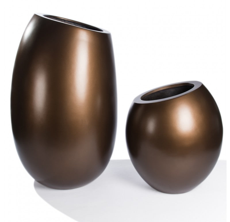 Fiberglass: Sherry Planter, Bronze by Gold Leaf Design Group | Outdoor Planters, Troughs & Cachepots | Modishstore - 2