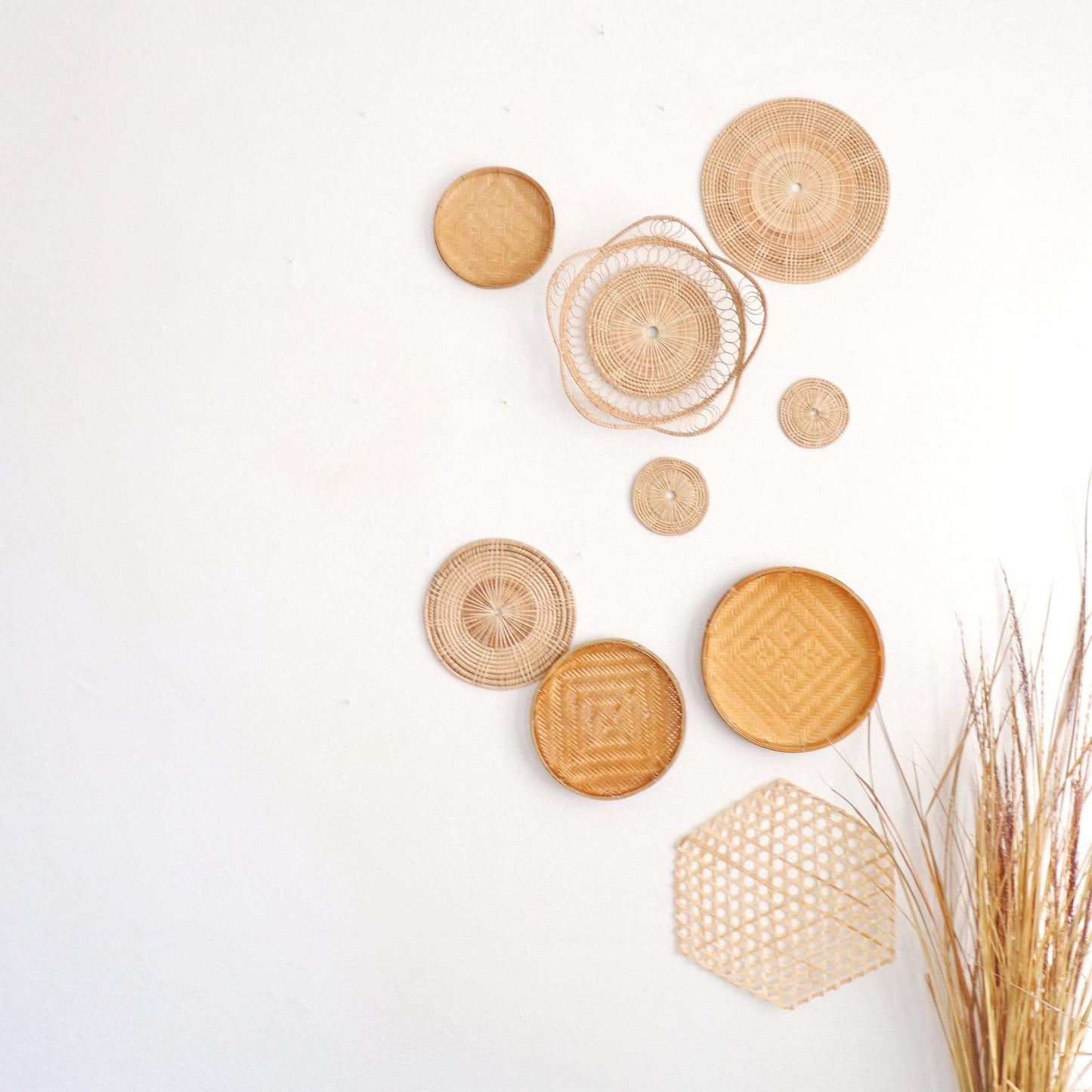 Tee Wit- Rattan Wall Decor Set - Bohemian Style Hanging Baskets (Set Of 9) By Thaihome | Wall Decor | Modishstore