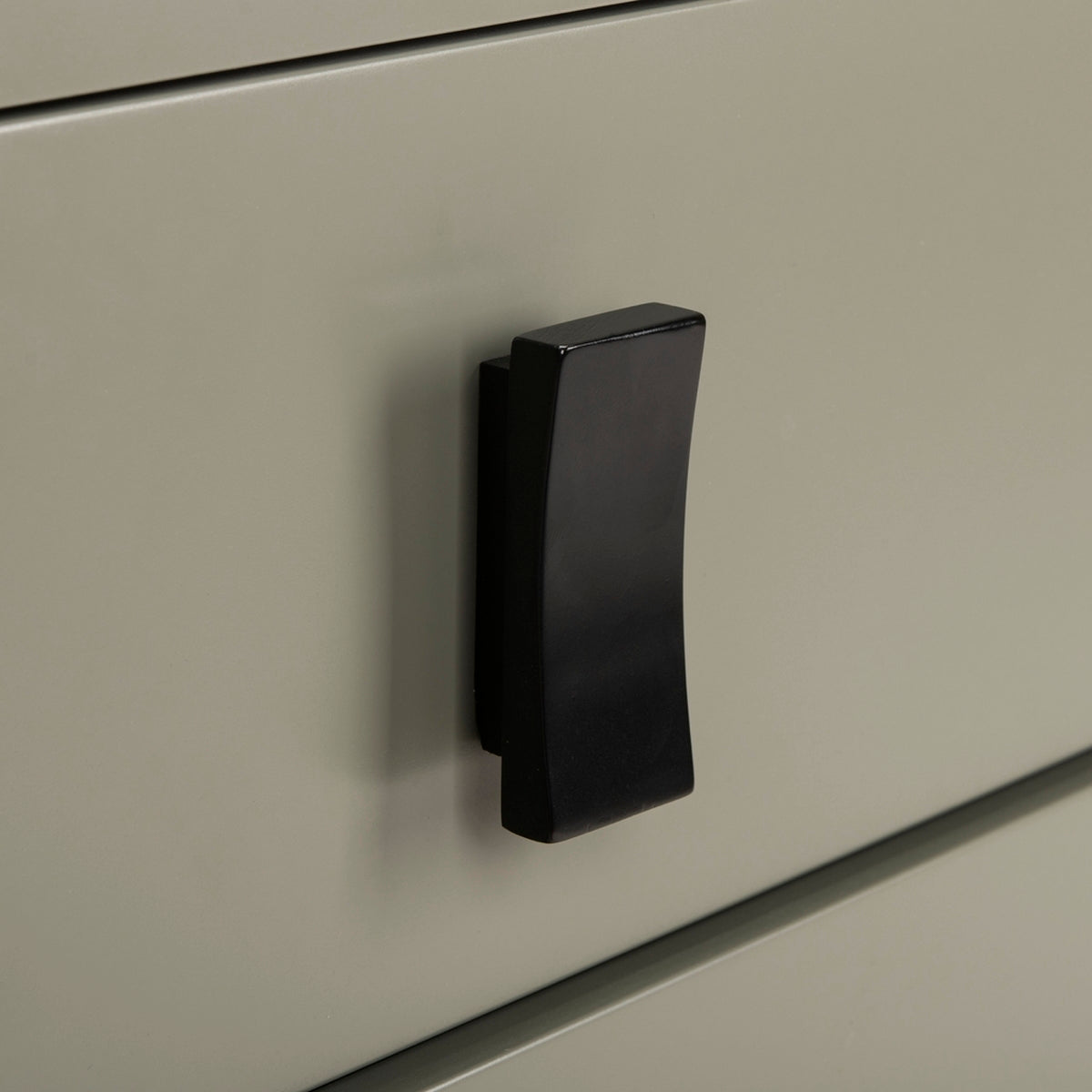 Safavieh Blaize 3 Drawer Chest | Drawers | Modishstore - 3