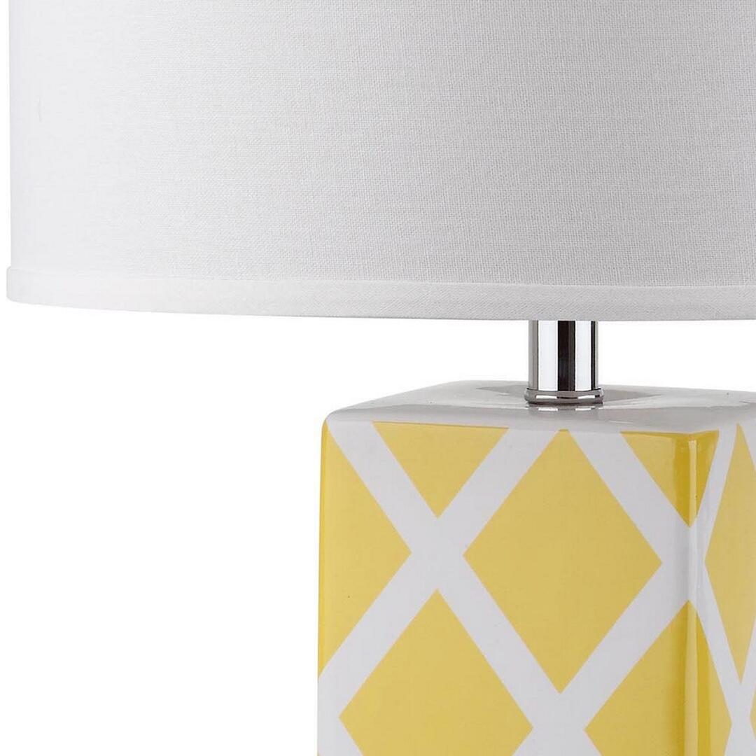 Safavieh Garden Lattice Table Lamp | Table Lamps | Modishstore - 2