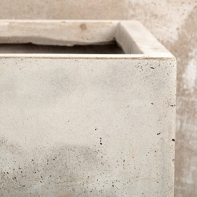 LC Urbano 15.6" Square Planter By Gold Leaf Design Group | Planters, Troughs & Cachepots | Modishstore - 5