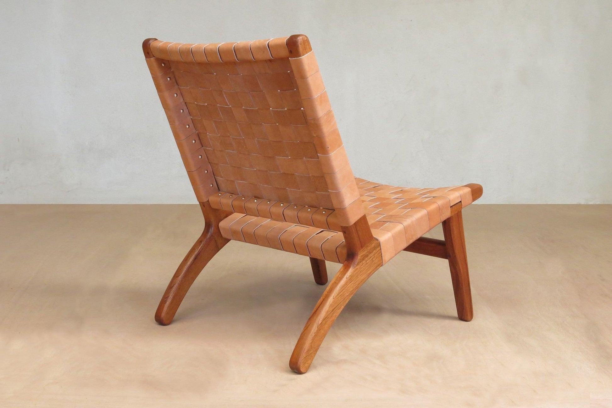 Masaya Leather Woven Lounge Chair- Barley Color Leather & Royal Mahogany Wood | Accent Chairs | Modishstore - 4