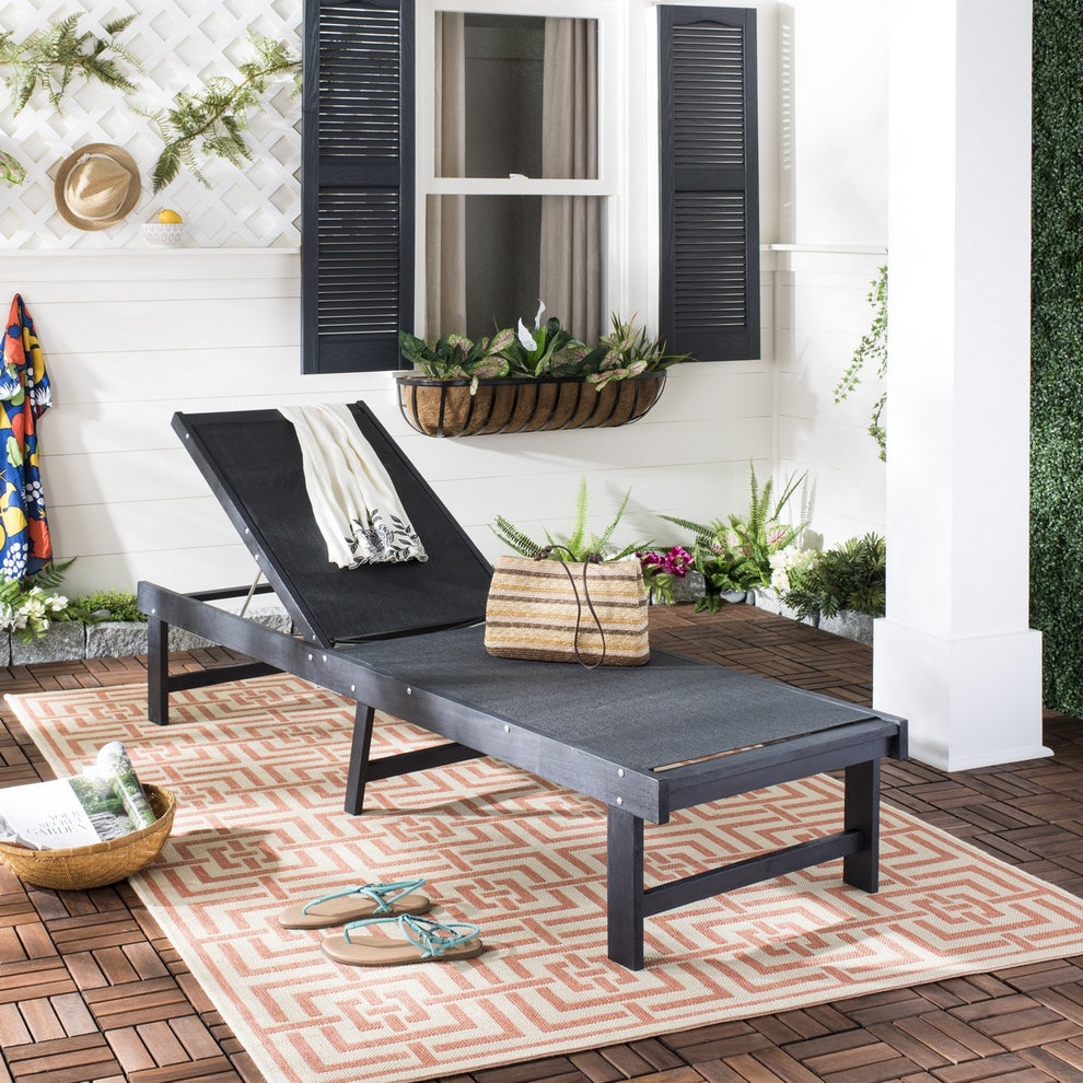 Safavieh Manteca Lounge Chair | Outdoor Recliners & Lounge Chairs | Modishstore - 1