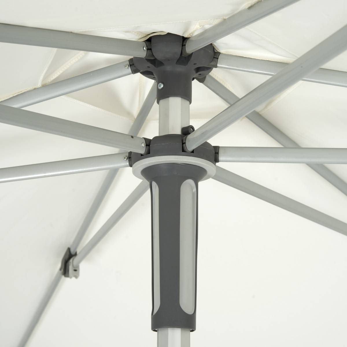 Safavieh Uv Resistant Hurst 9 Ft Easy Glide Market Umbrella | Umbrellas |  Modishstore  - 4