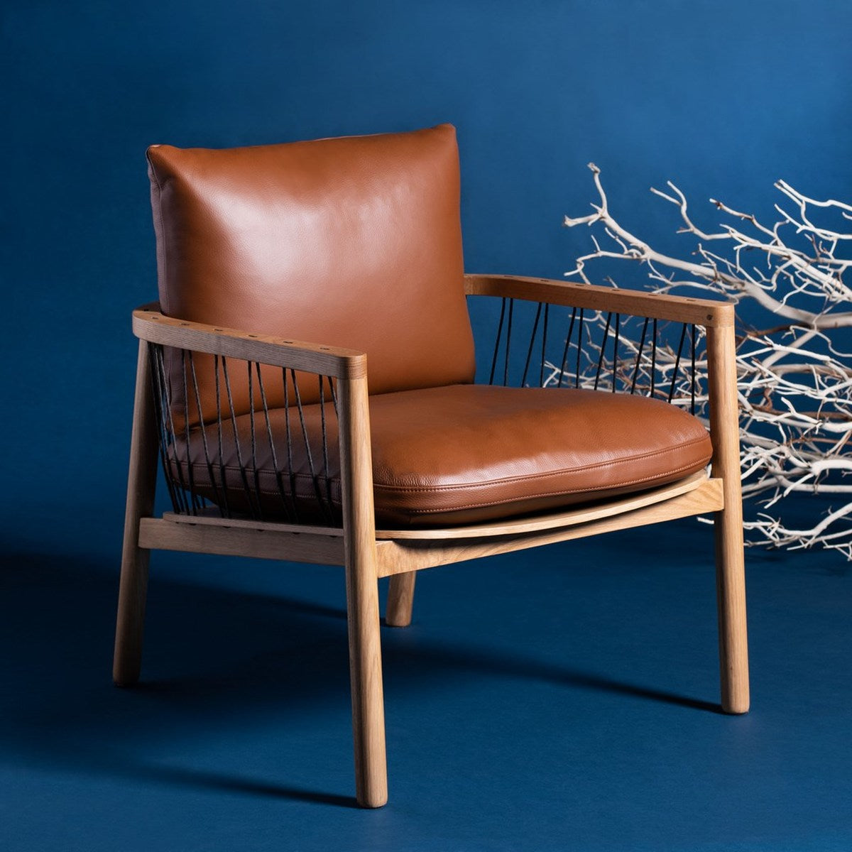 Safavieh Caramel Midcentury Leathe Chai | Accent Chairs | Modishstore