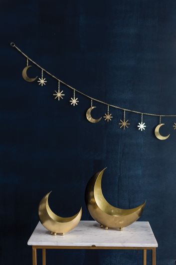 Shadow Crescent Moon Planter Set Of 4 by Accent Decor | Planters, Troughs & Cachepots | Modishstore - 4