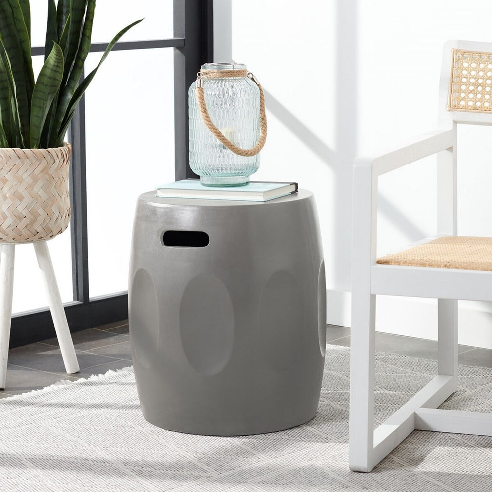 Safavieh Zuri Indoor/Outdoor Modern Concrete Round 17.7-Inch H Accent Table | Accent Tables |  Modishstore  - 2