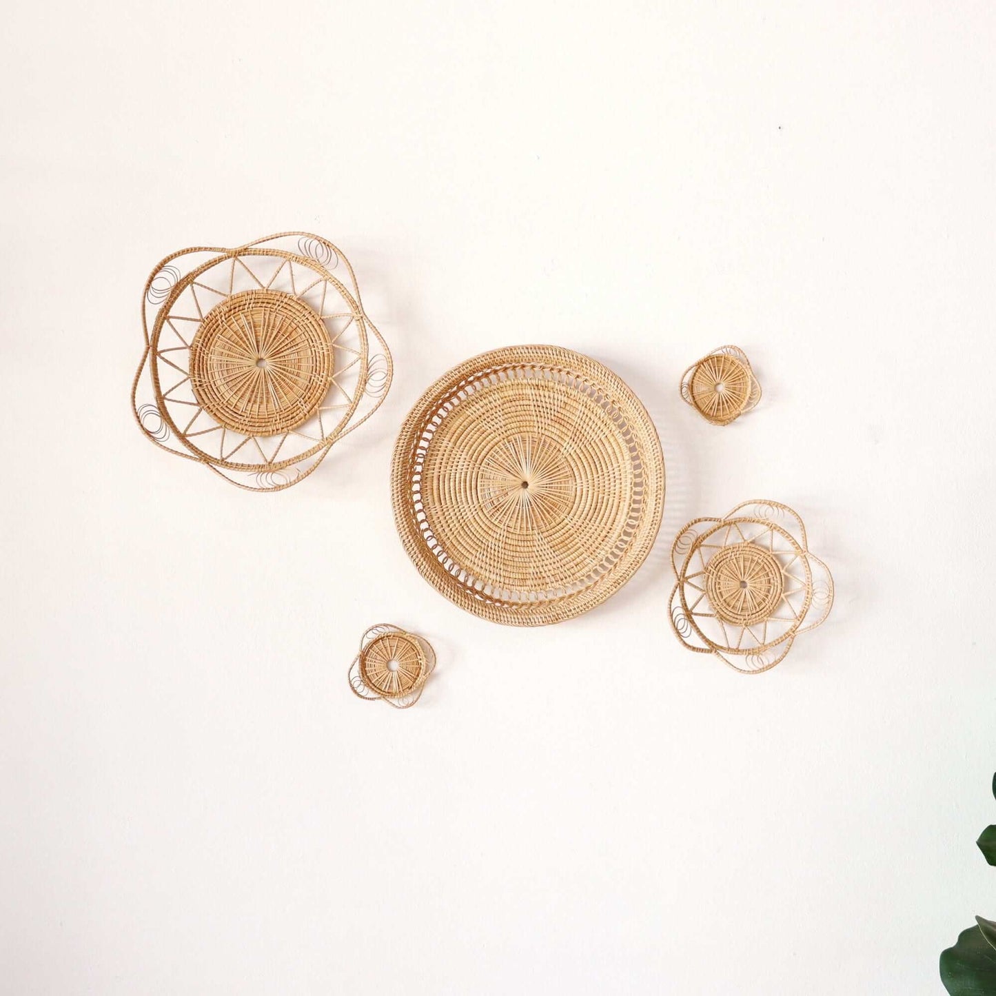 Kan Si Ne By Thaihome | Wall Decor | Modishstore - 3